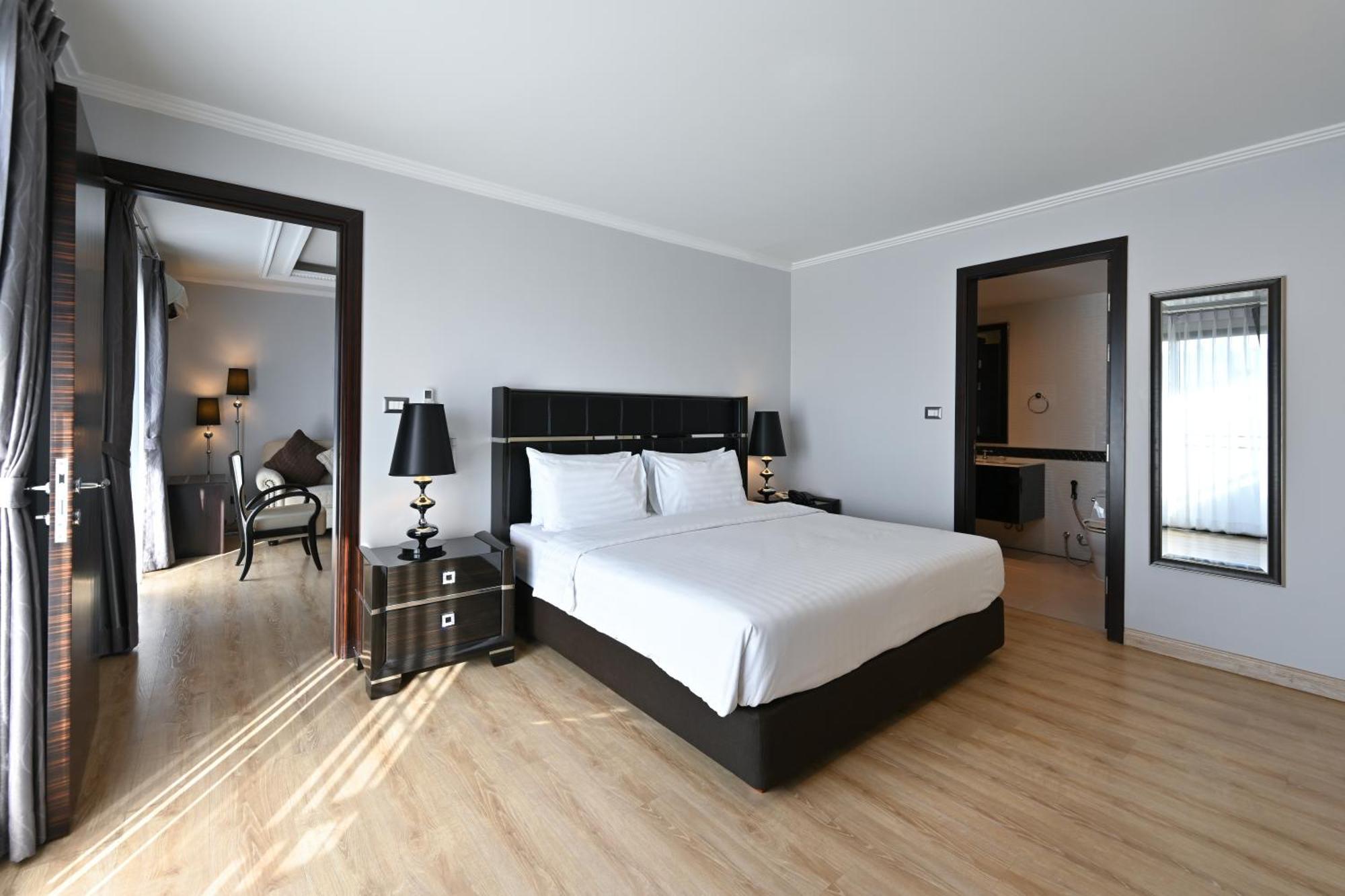 פאטאיה Sirin Exclusive Hotel And Residence מראה חיצוני תמונה
